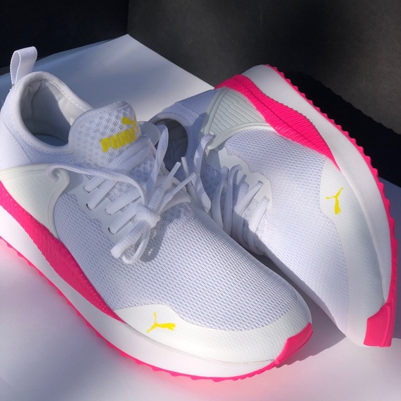 Puma Shoes - SALE💥💥💥PUMA Sneakers